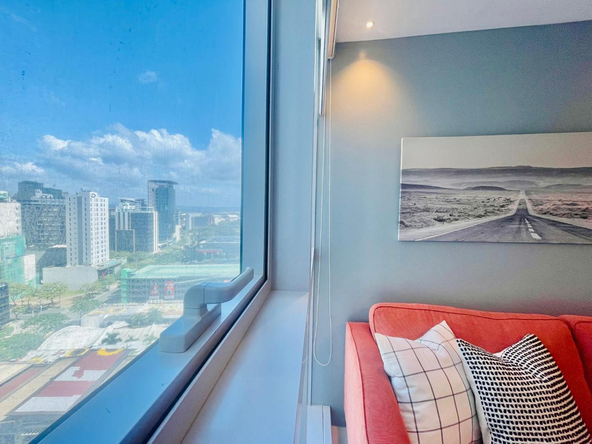 Uptown Parksuites Bgc Taguig Exterior foto